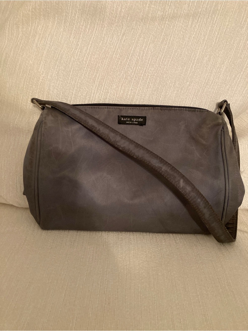 kate spade charcoal gray messenger bag with adjustable strap